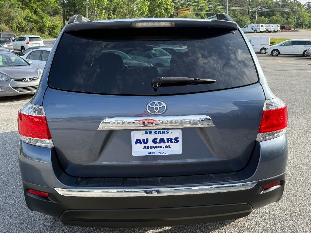 2012 Toyota Highlander - $13,995