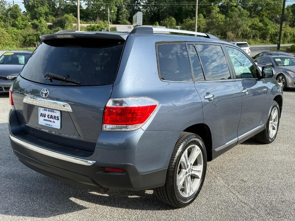 2012 Toyota Highlander - $13,995