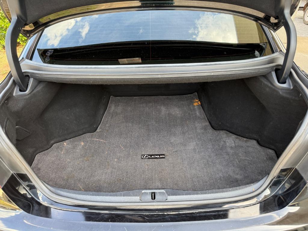 2016 Lexus LS - $17,995