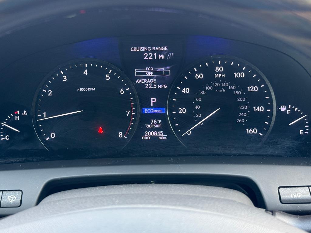 2016 Lexus LS - $17,995