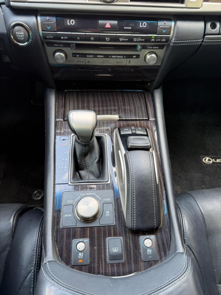 2016 Lexus LS - $17,995
