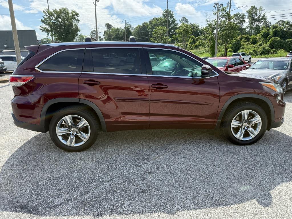 2014 Toyota Highlander - $16,995