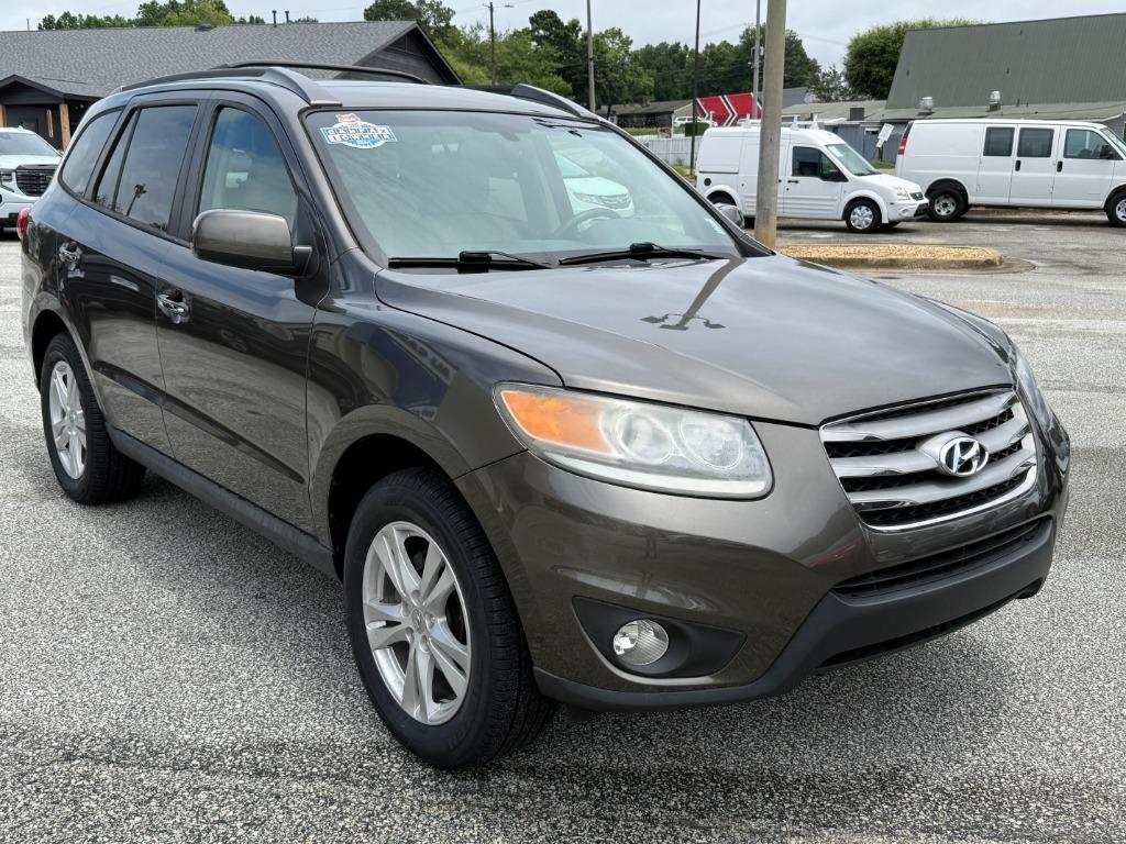 2012 Hyundai Santa Fe - $12,995