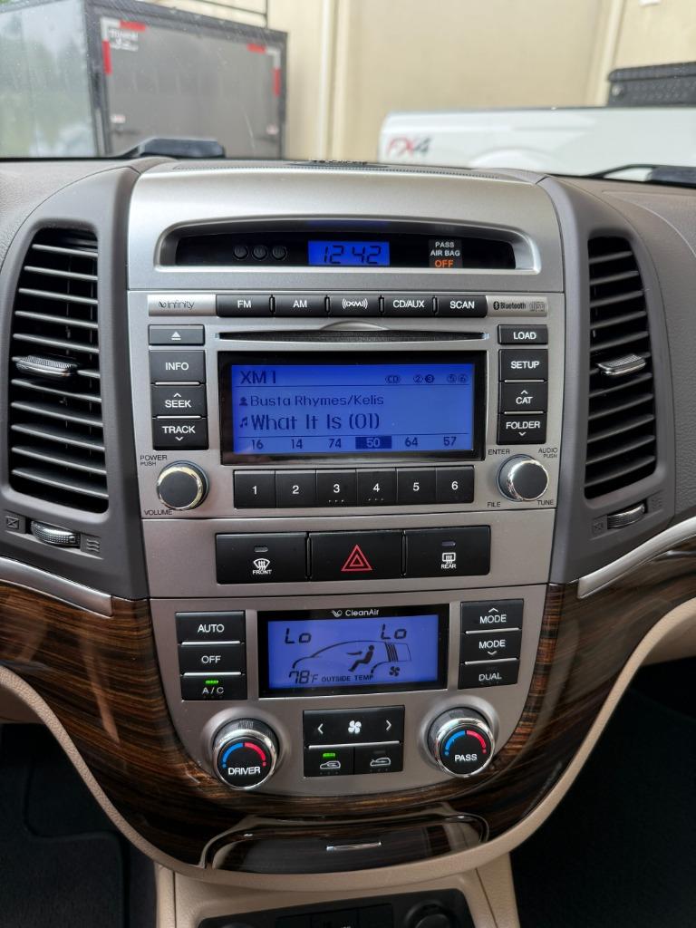 2012 Hyundai Santa Fe - $12,995