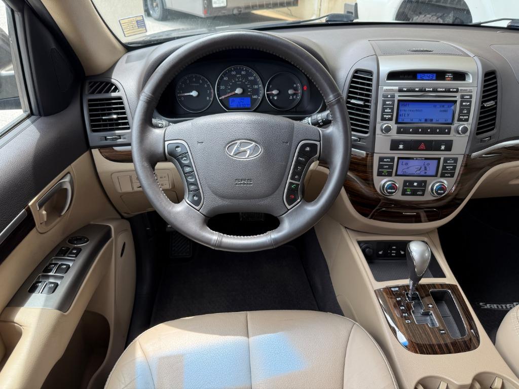 2012 Hyundai Santa Fe - $12,995