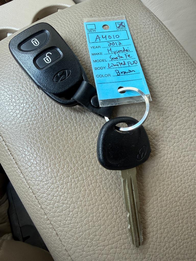 2012 Hyundai Santa Fe - $12,995