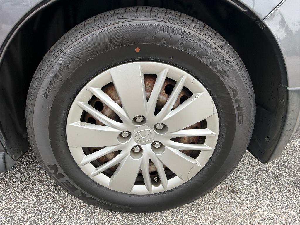 2016 Honda Odyssey - $13,995