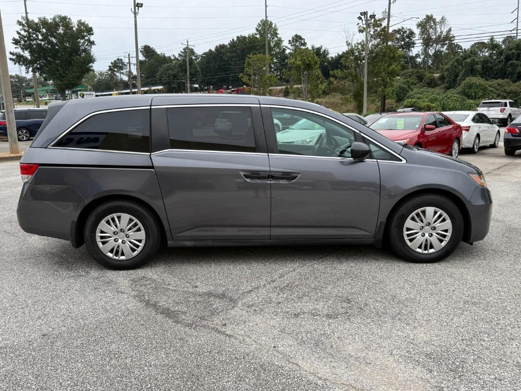2016 Honda Odyssey - $13,995