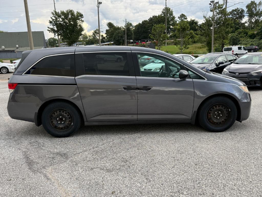 2016 Honda Odyssey - $13,995