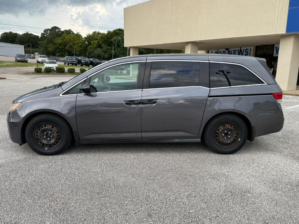2016 Honda Odyssey - $13,995
