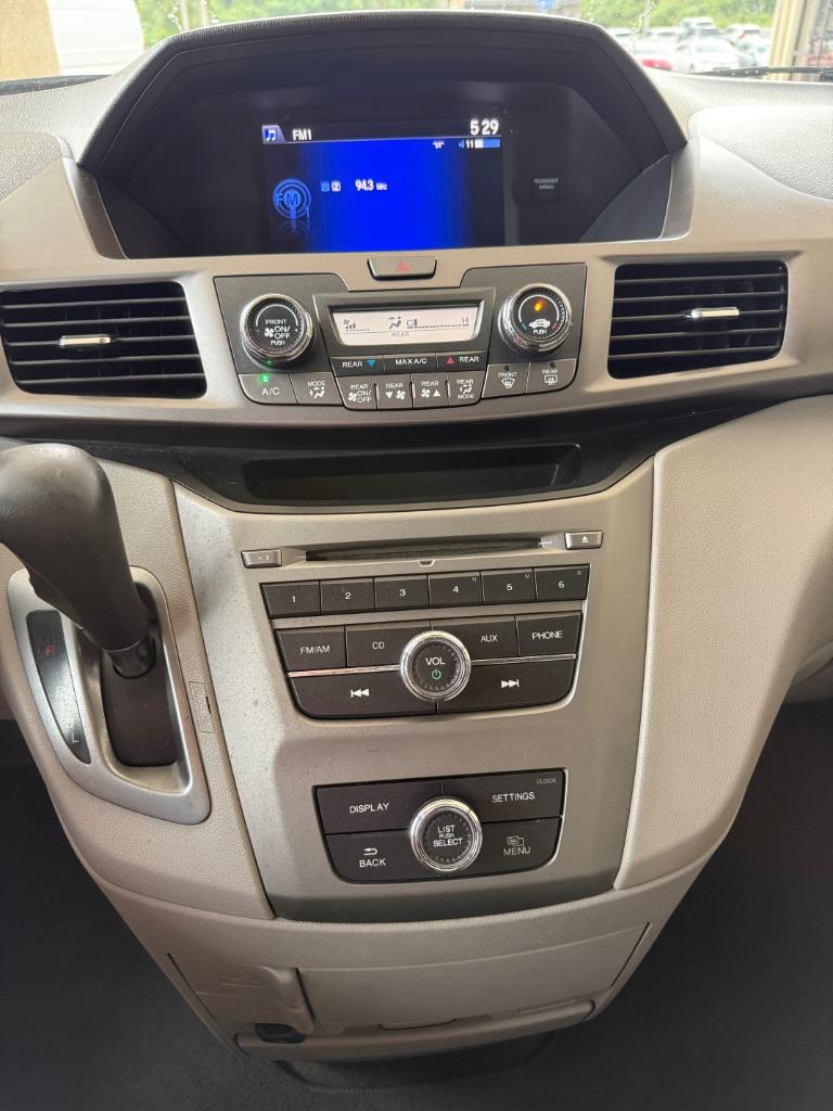 2016 Honda Odyssey - $13,995