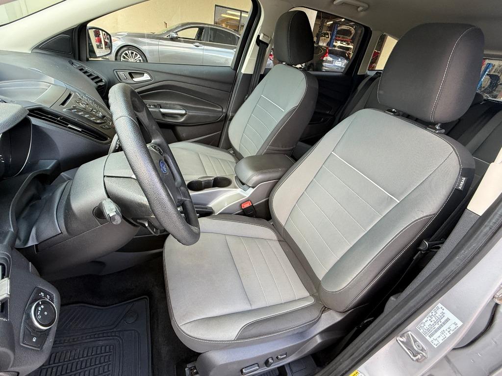 2015 Ford Escape - $12,995