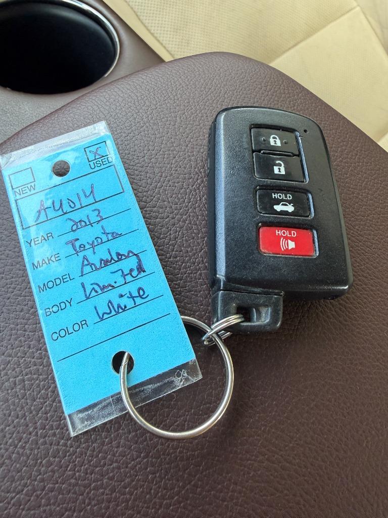 2013 Toyota Avalon - $14,995