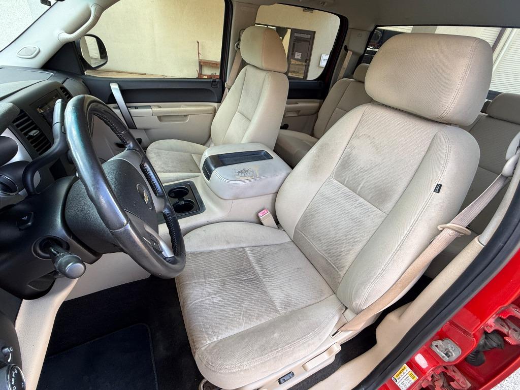 2010 Chevrolet Silverado - $14,995