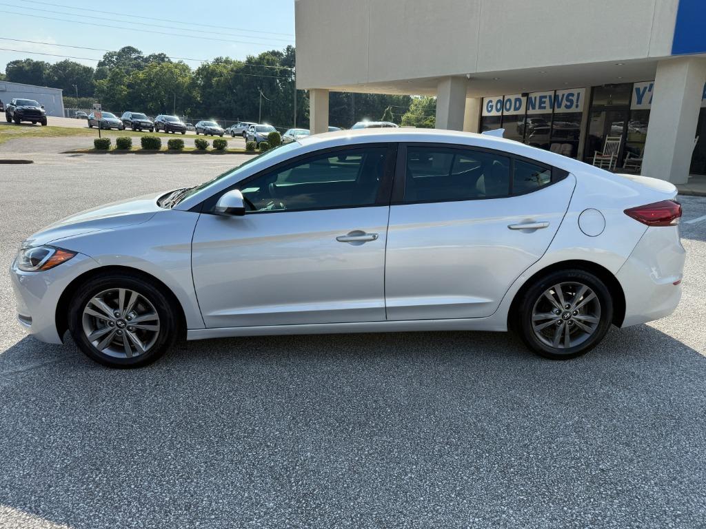 2017 Hyundai Elantra - $10,995