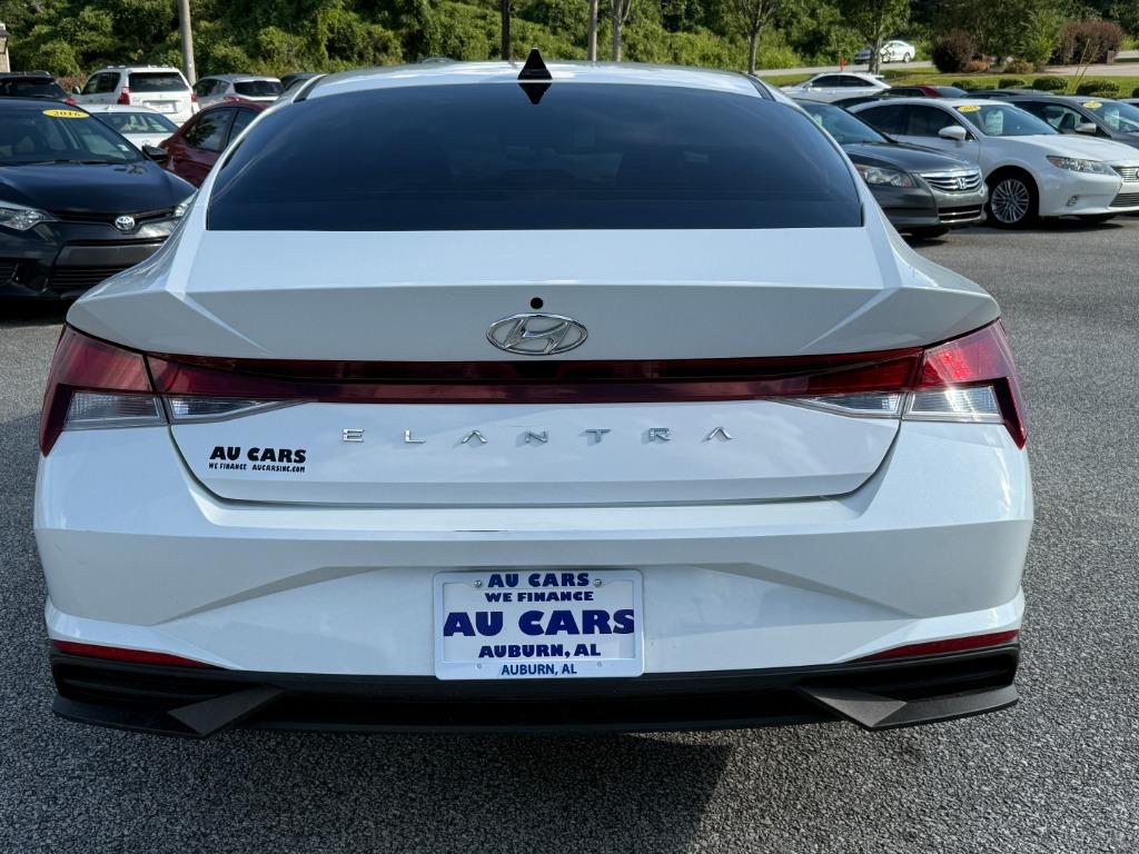 2022 Hyundai Elantra - $15,995
