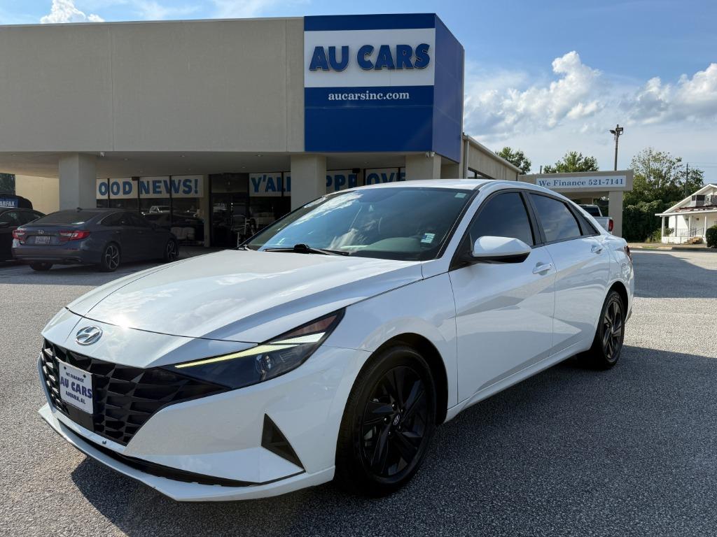 2022 Hyundai Elantra - $15,995
