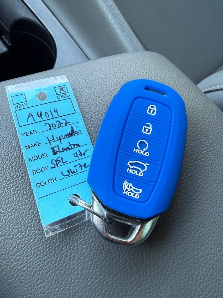 2022 Hyundai Elantra - $15,995