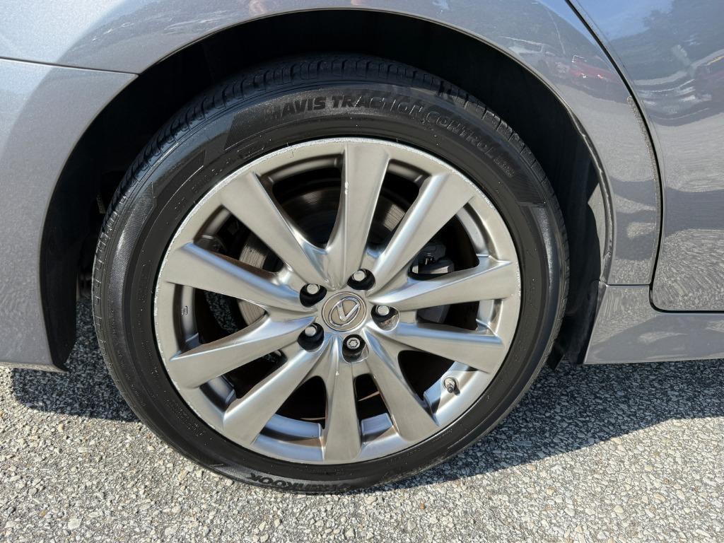 2015 Lexus GS - $19,995