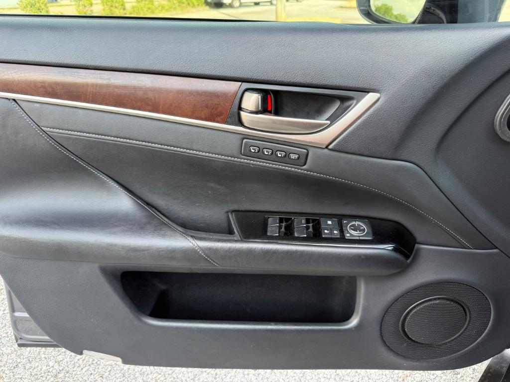 2015 Lexus GS - $19,995
