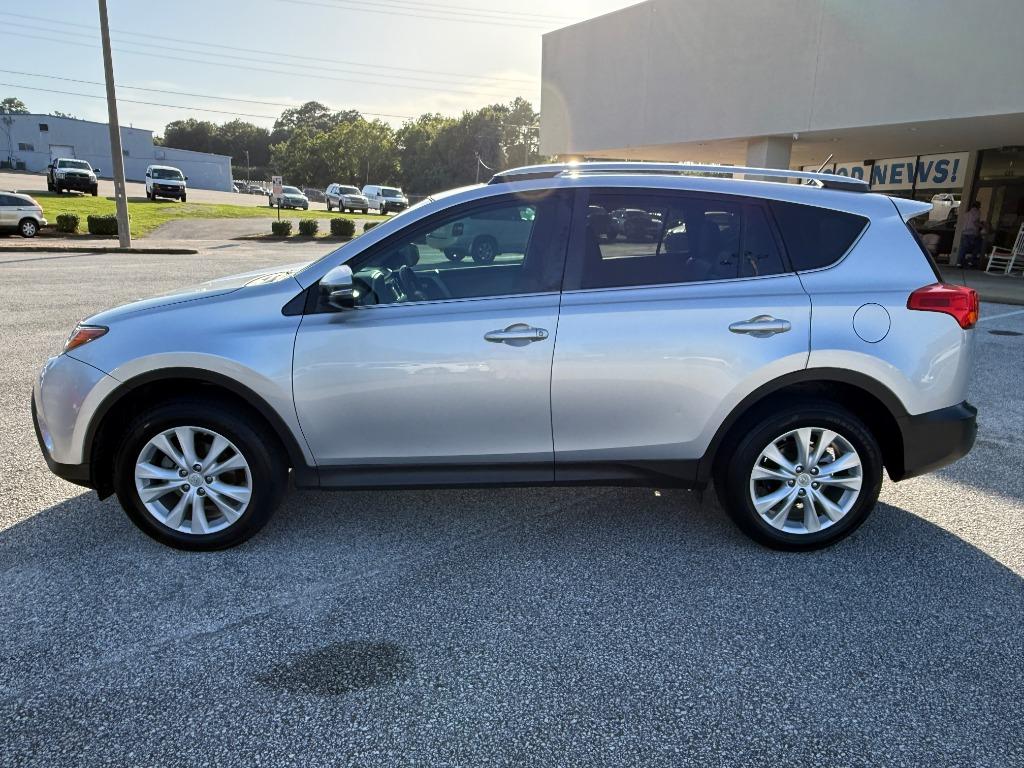 2014 Toyota RAV4 - $11,995