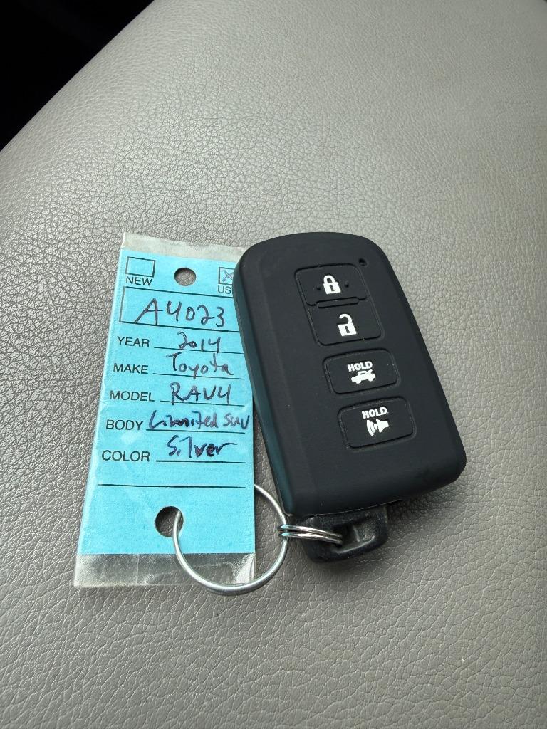 2014 Toyota RAV4 - $11,995