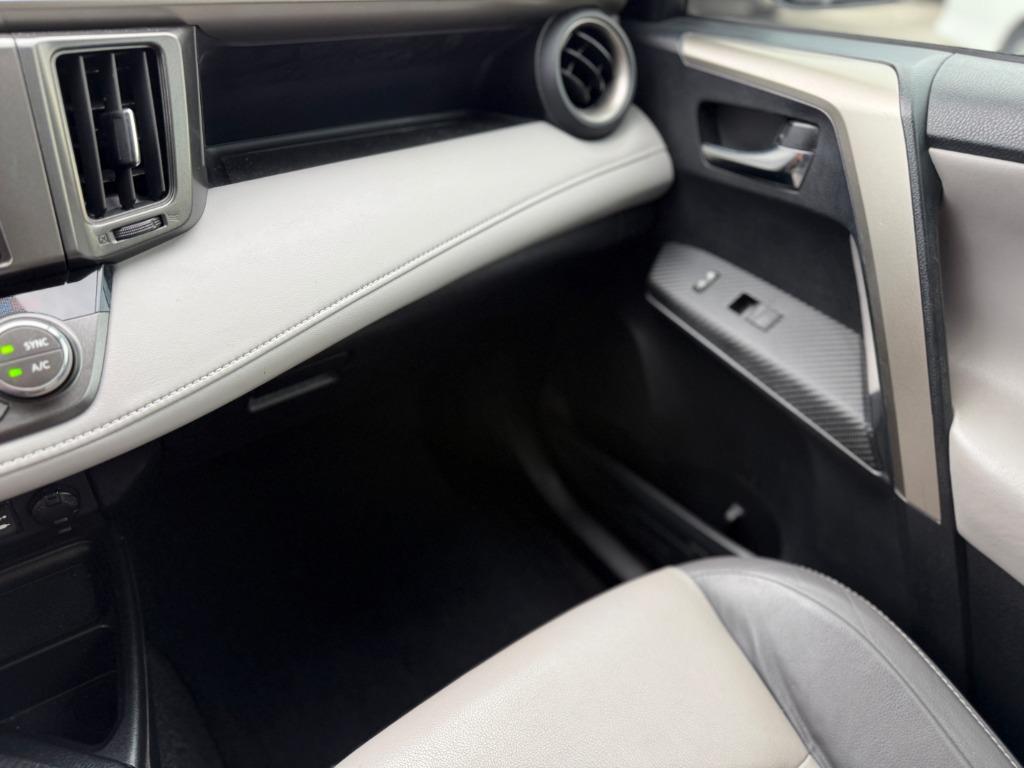 2014 Toyota RAV4 - $11,995