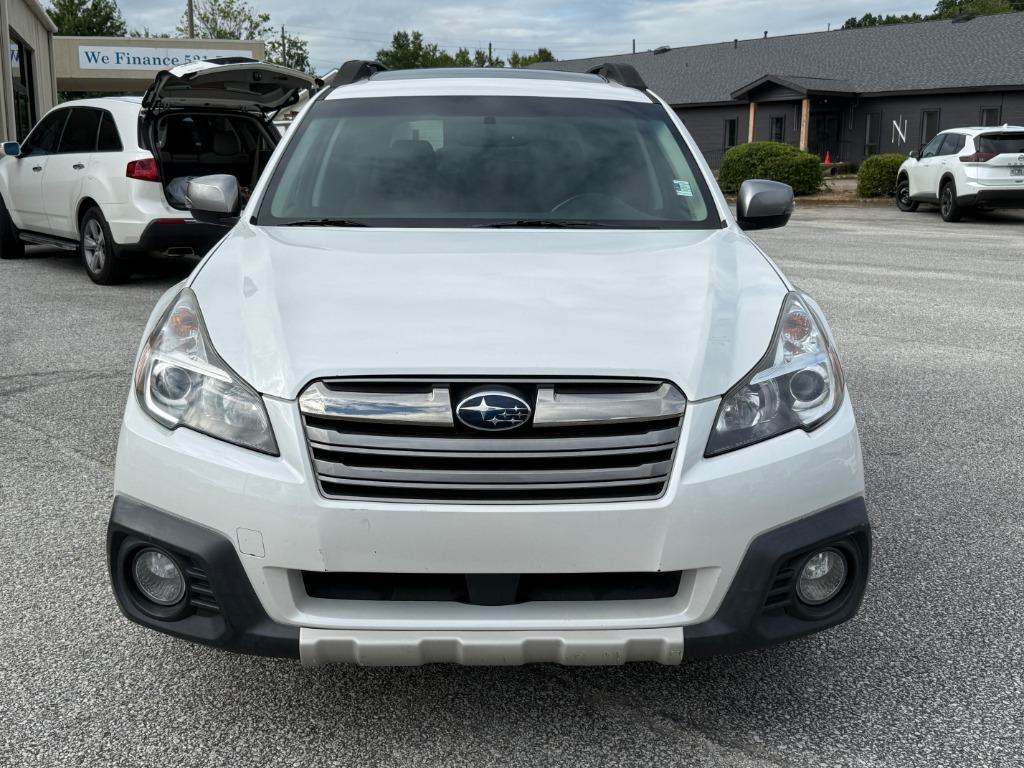 2013 Subaru Outback - $12,995