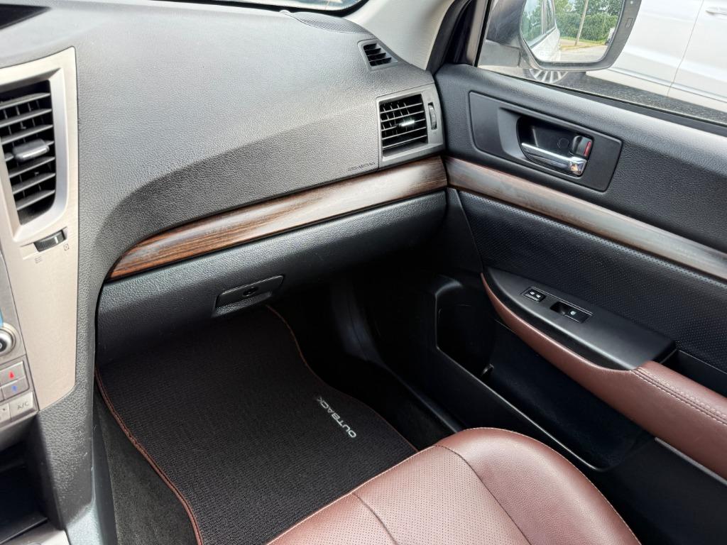 2013 Subaru Outback - $12,995