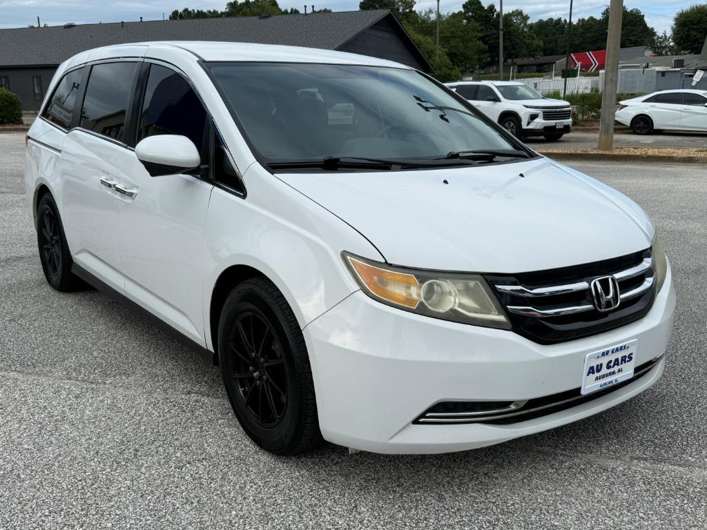 2014 Honda Odyssey - $13,995