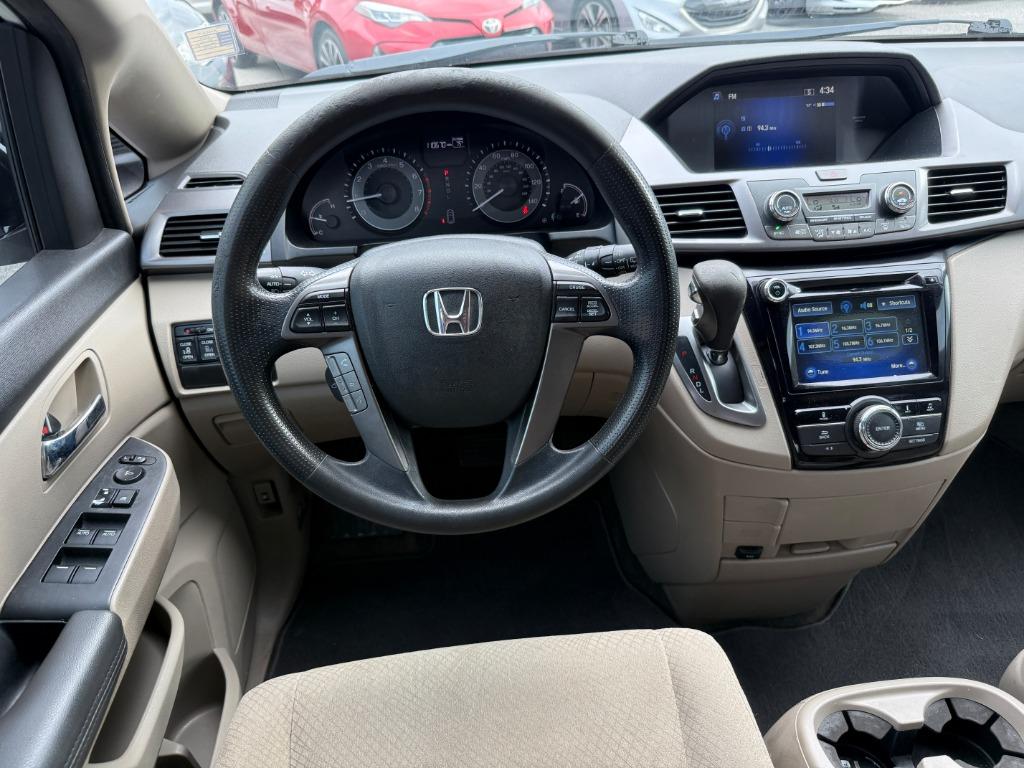 2014 Honda Odyssey - $13,995