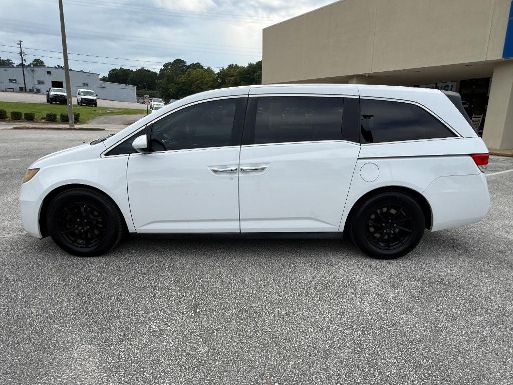 2014 Honda Odyssey - $13,995