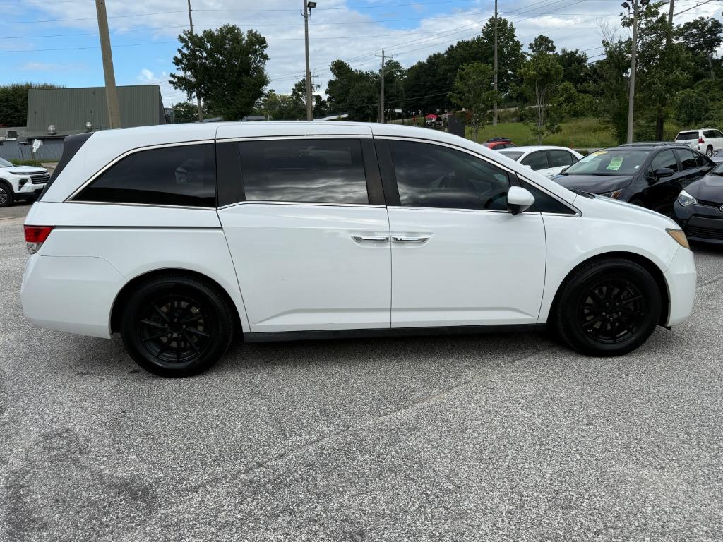 2014 Honda Odyssey - $13,995