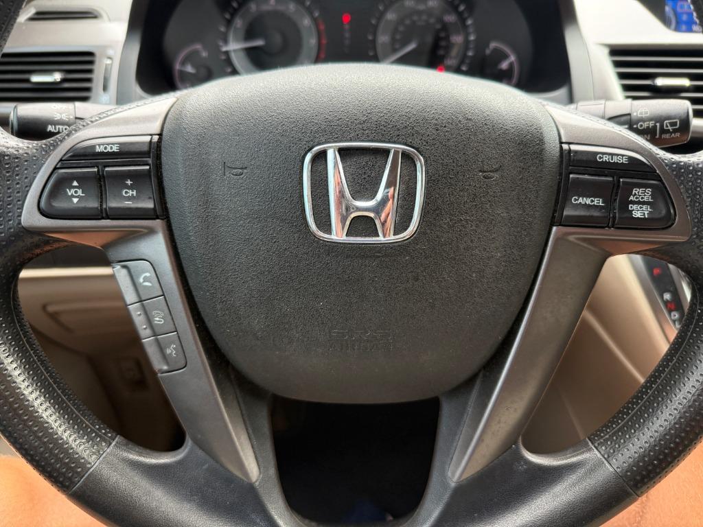 2014 Honda Odyssey - $13,995