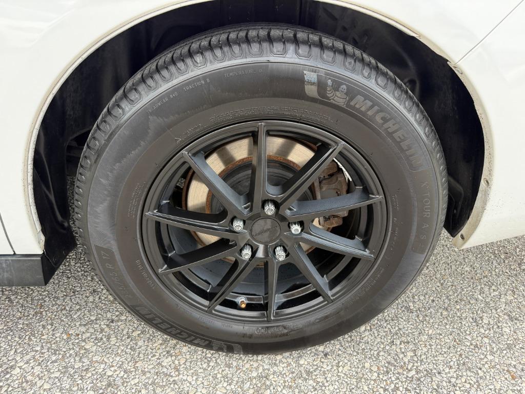 2014 Honda Odyssey - $13,995
