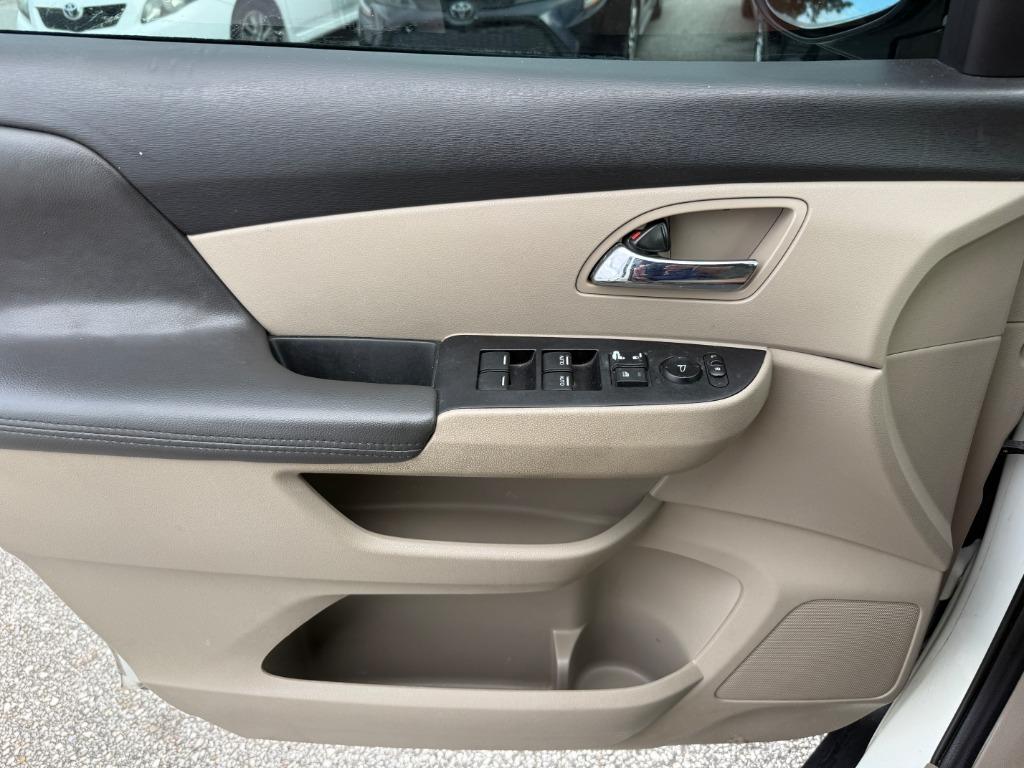 2014 Honda Odyssey - $13,995