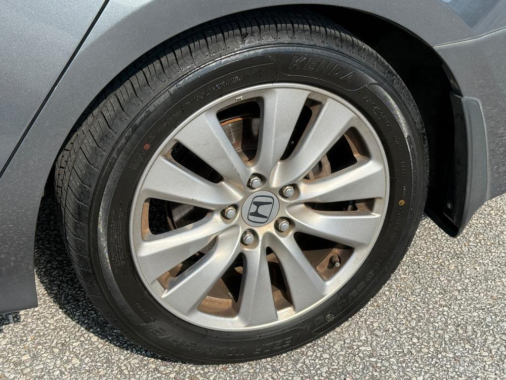 2012 Honda Accord - $12,995