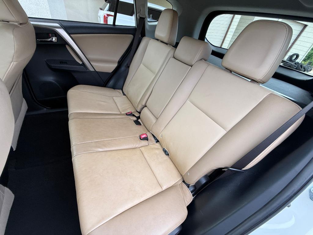 2015 Toyota RAV4 - $14,995