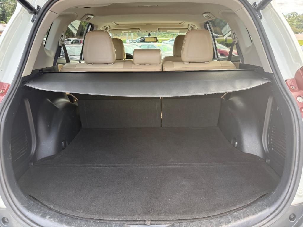 2015 Toyota RAV4 - $14,995