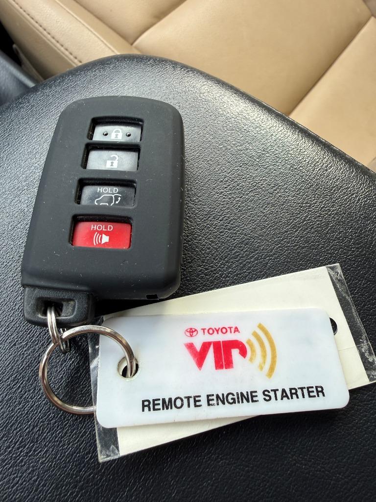 2015 Toyota RAV4 - $14,995