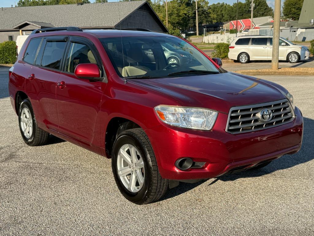2009 Toyota Highlander - $10,995