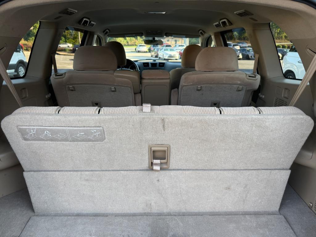 2009 Toyota Highlander - $10,995