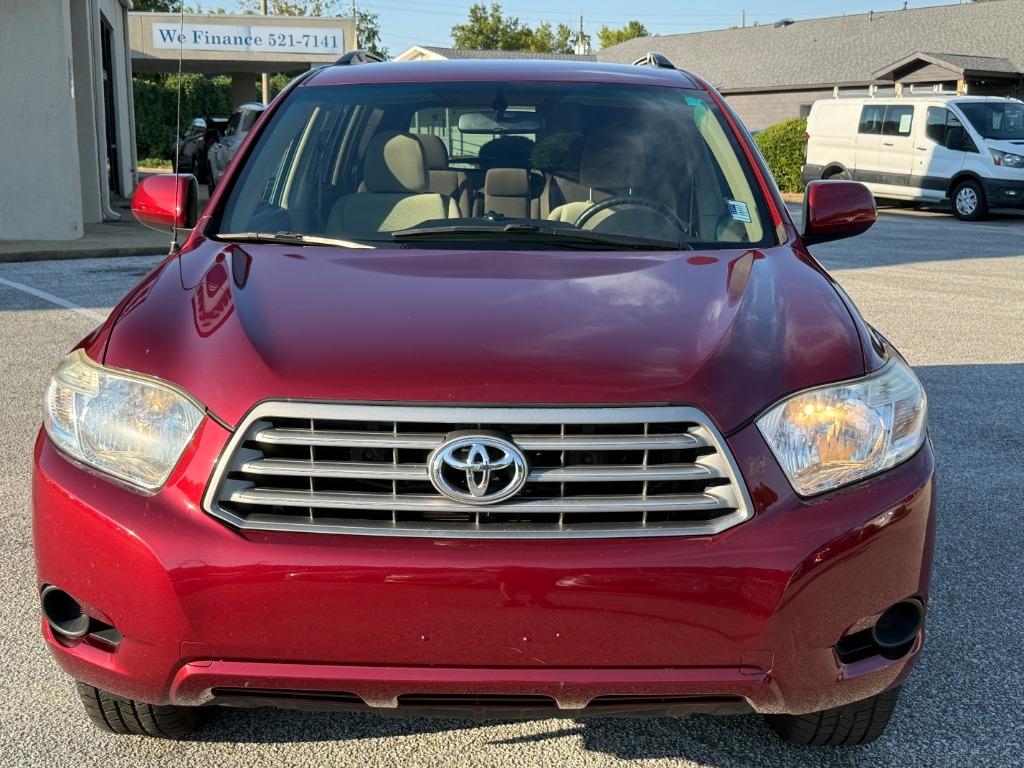 2009 Toyota Highlander - $10,995