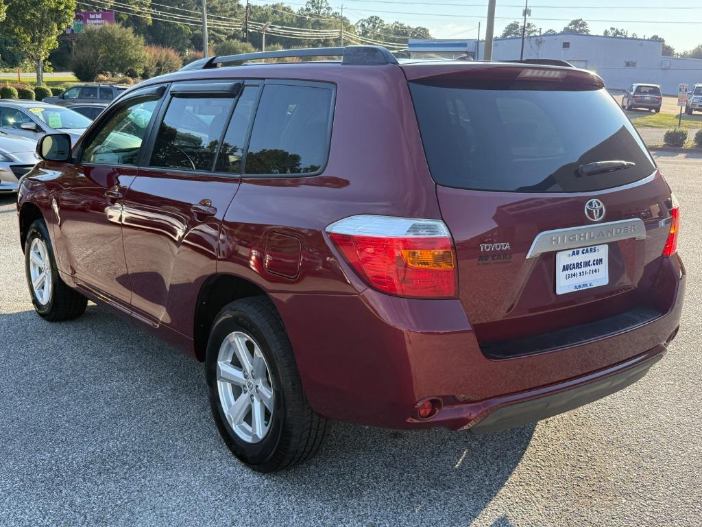 2009 Toyota Highlander - $10,995