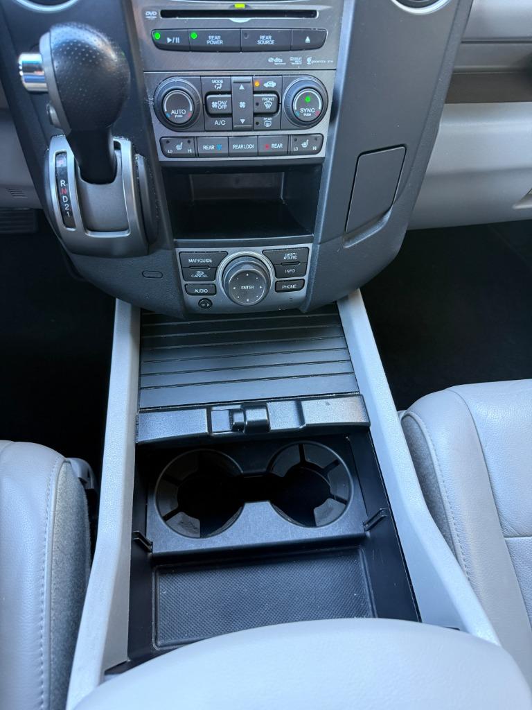 2013 Honda Pilot - $14,995