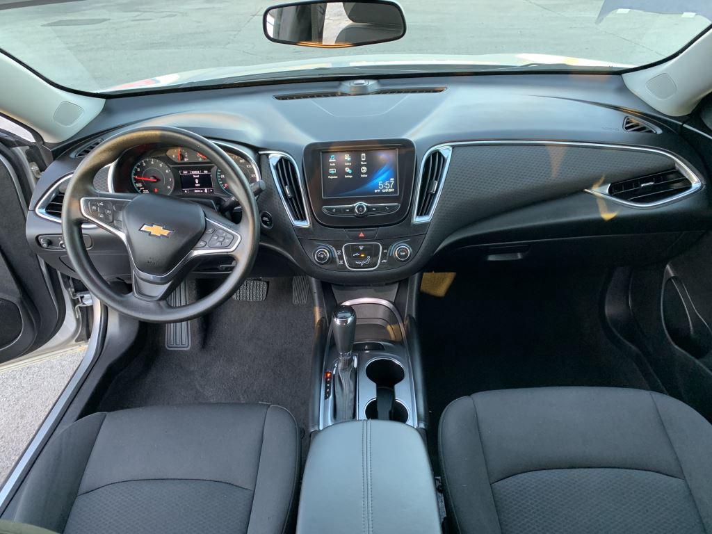 2018 Chevrolet Malibu - $13,865