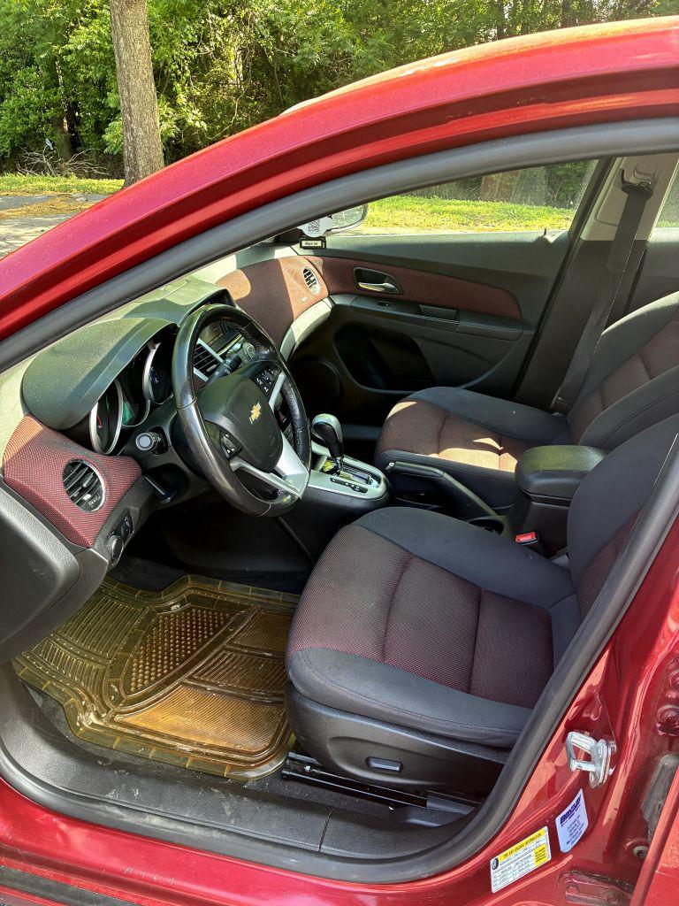 2013 Chevrolet Cruze - $4,995