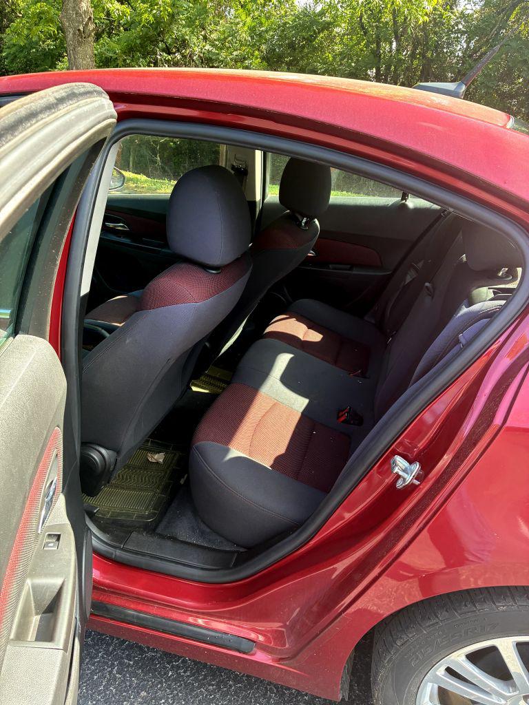 2013 Chevrolet Cruze - $4,995