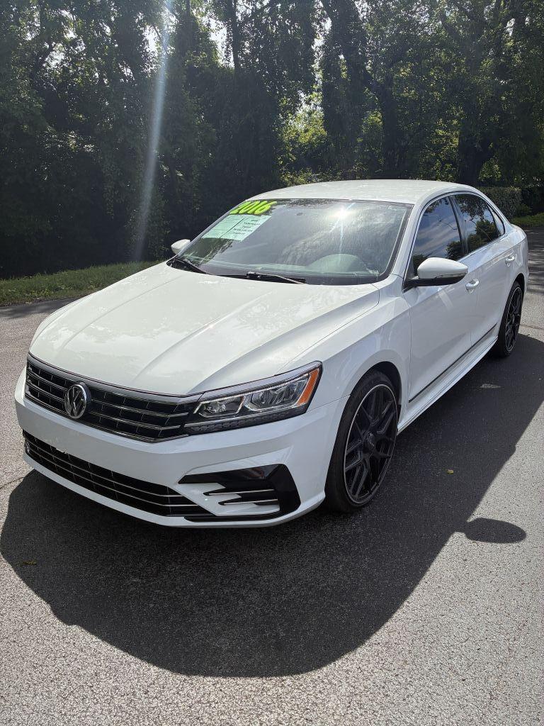 2016 Volkswagen Passat - $13,745