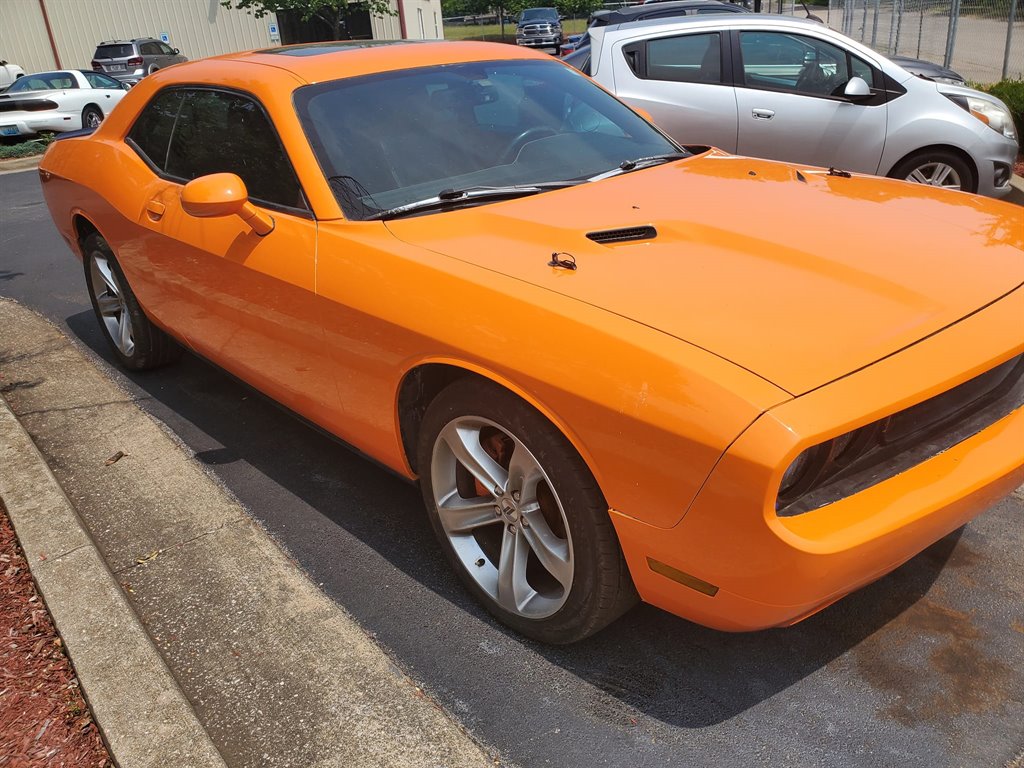 2012 Dodge Challenger R/T photo